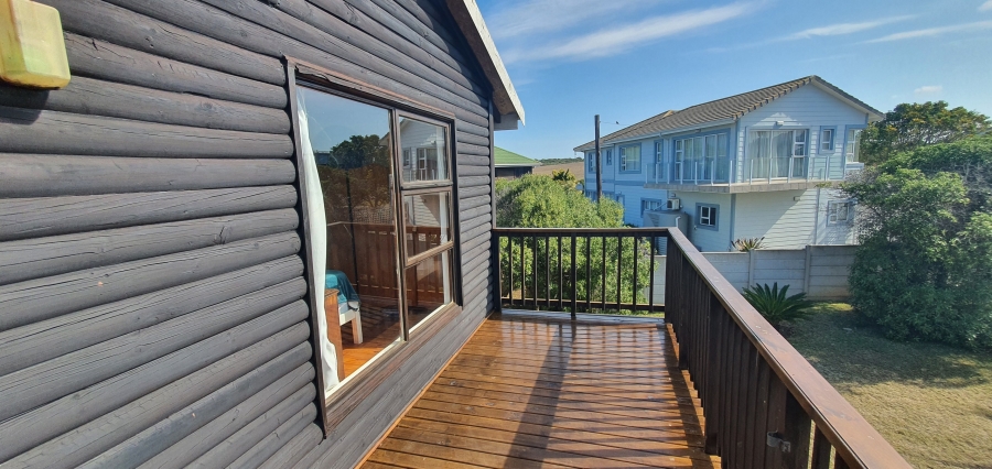 3 Bedroom Property for Sale in Boggomsbaai Western Cape